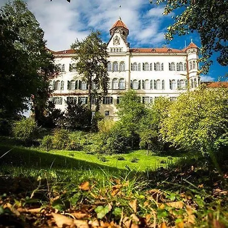Lägenhet Waldenburg *